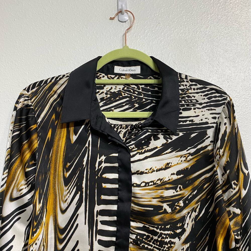 Calvin Klein Black Print Button Down Blouse Sz S - Picture 3 of 11